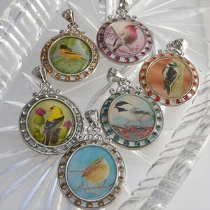 Willabee&Ward Swarovski Songbird Birth Month Pendants Set